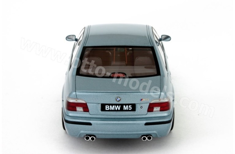 BMW E39 M5 Silverwater Blue 2000