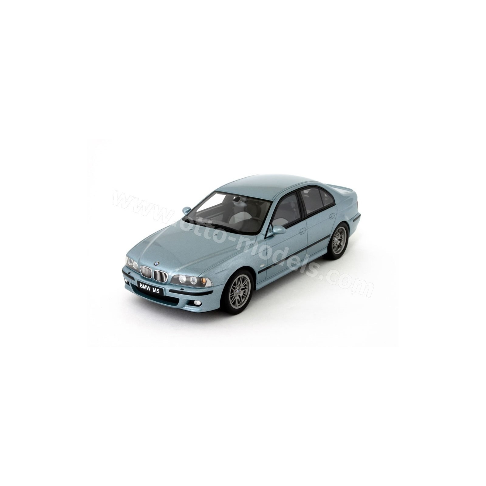 BMW E39 M5 Silverwater Blue 2000