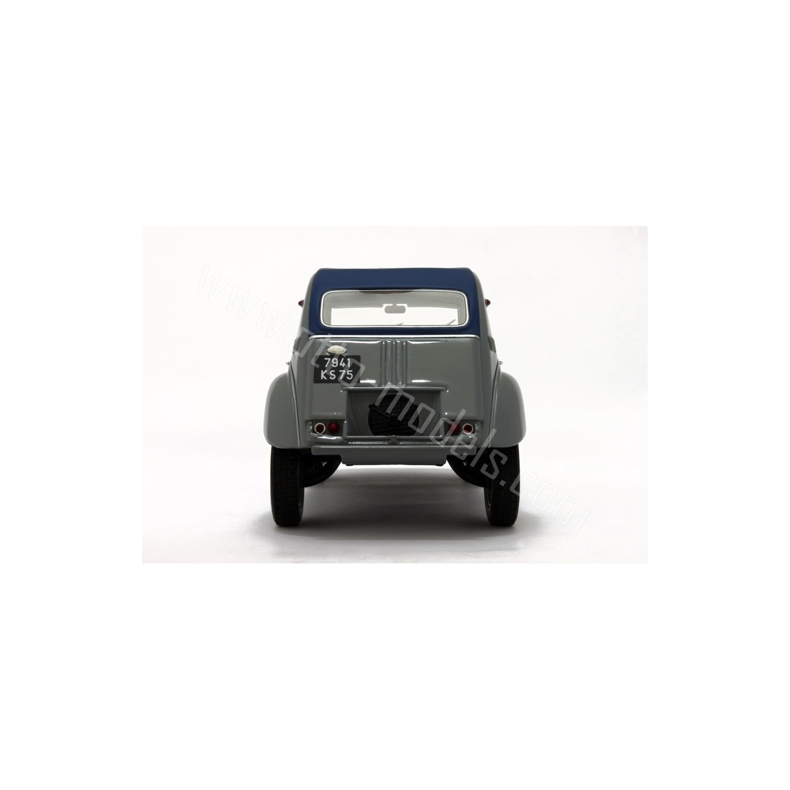 Citroën 2CV Sahara Gris Clair AC132 1961