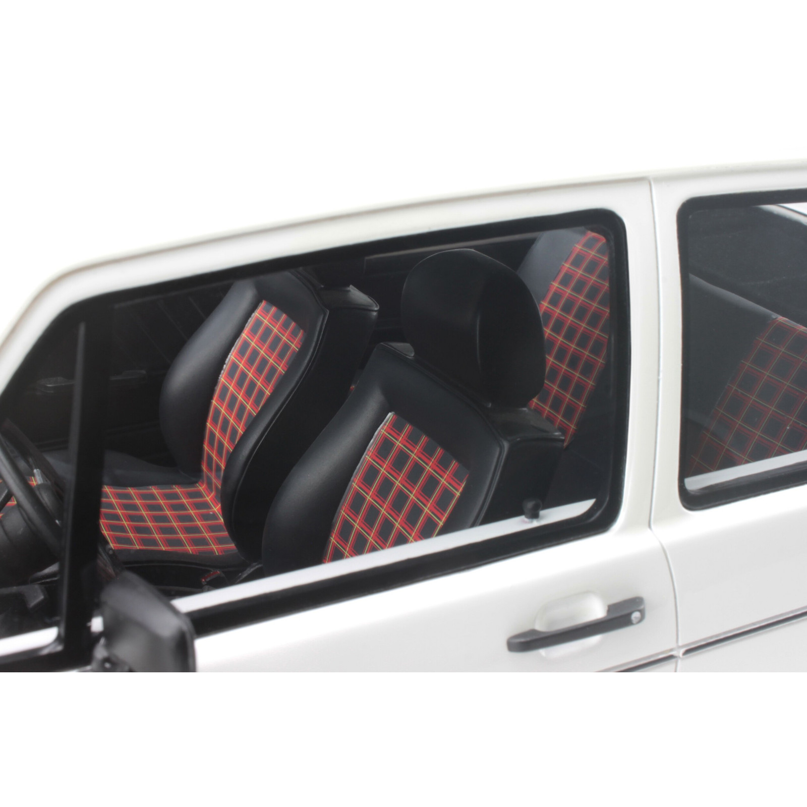 Volkswagen Golf GTI 1600 Polar White 1976