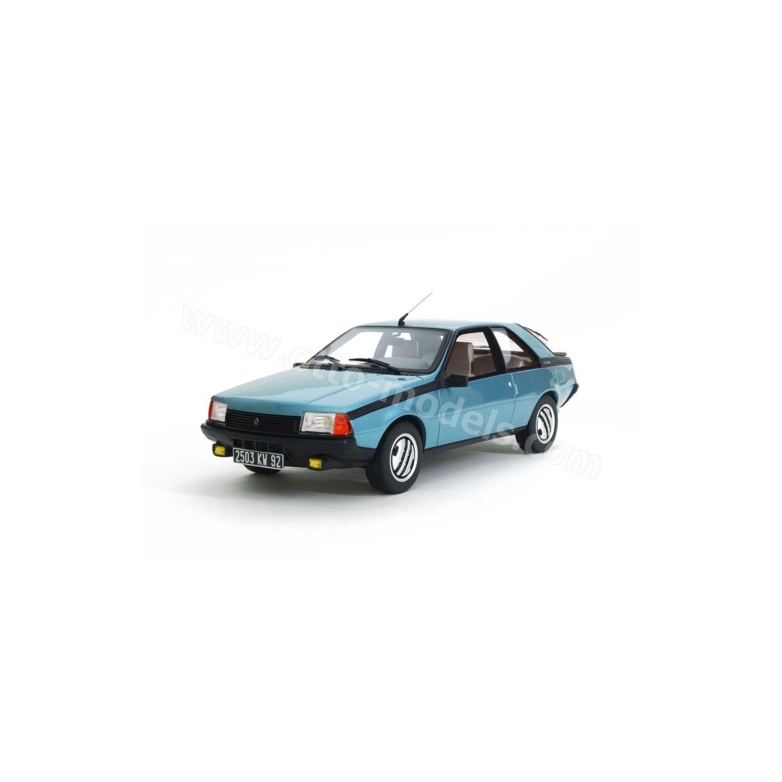 Renault Fuego GTX 2L Bleu Saphir 1982