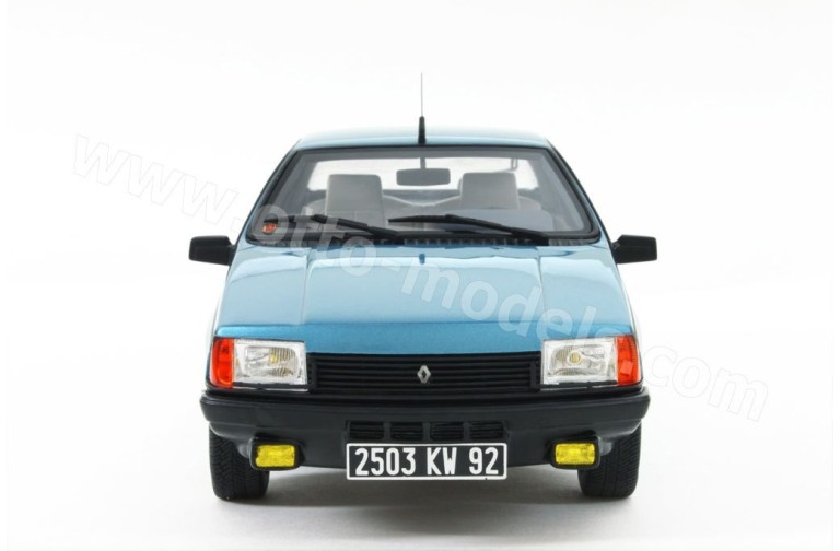 Renault Fuego GTX 2L Bleu Saphir 1982