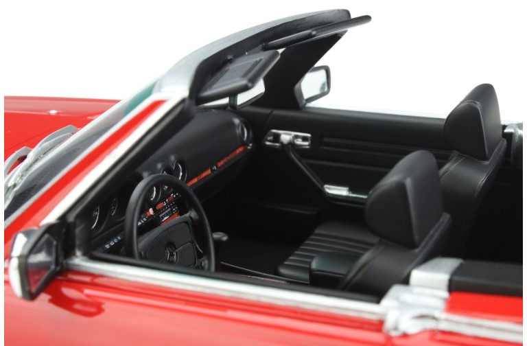 Mercedes-Benz R107 500 SL AMG Signal Red 568 1986