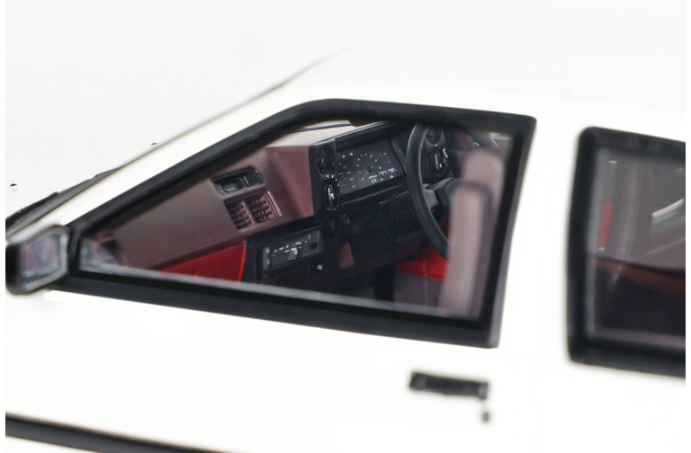 Toyota Sprinter Trueno AE86 White 1985