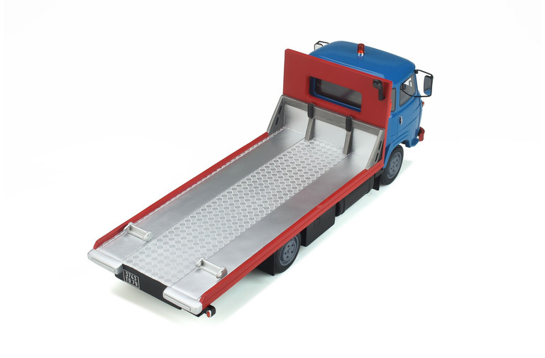 Saviem SG2 Depanneuse Porte-Plateau Bleu Saviem 1975