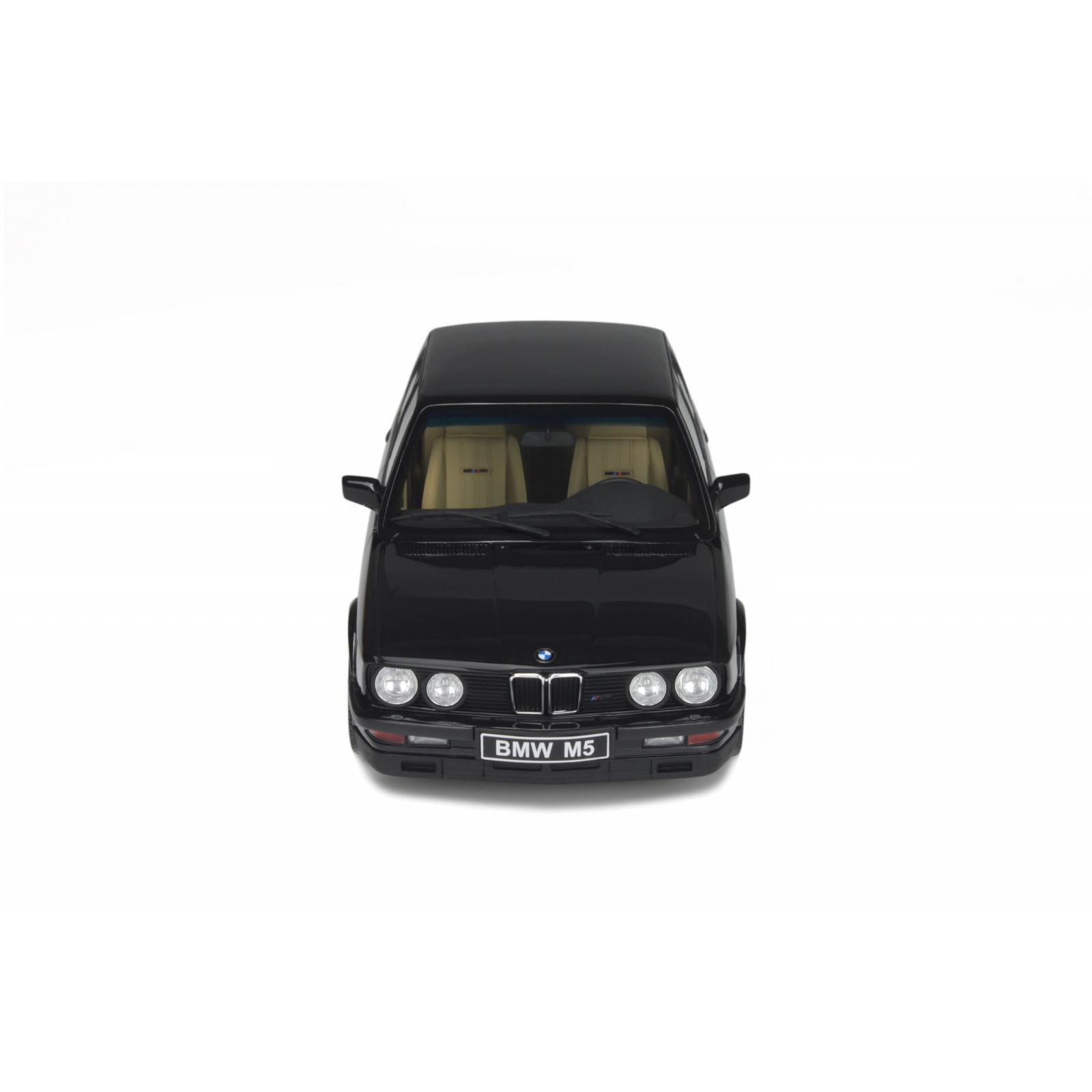 BMW E28 M5 Diamond Black 1984