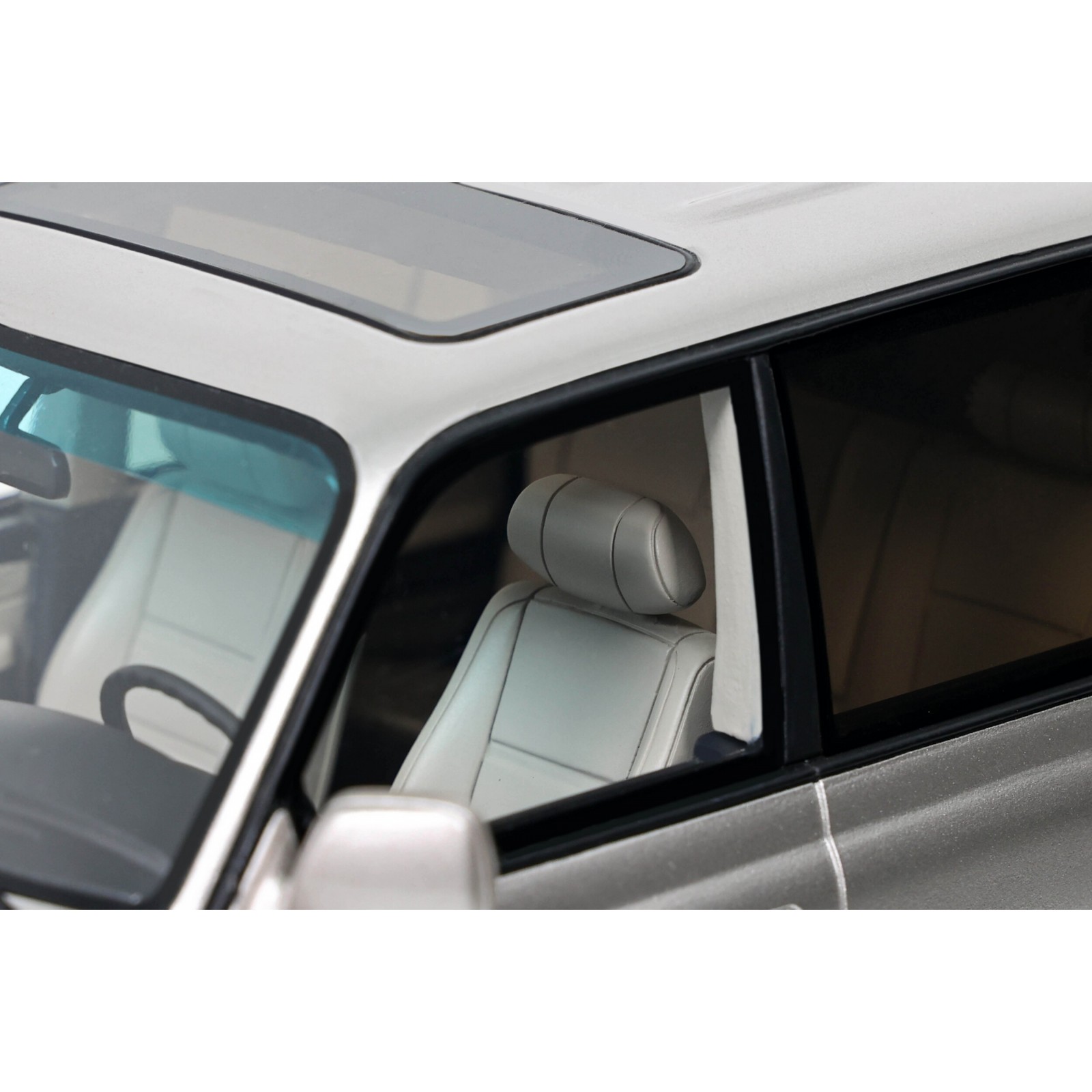 Toyota Land Cruiser HDJ80 Beige Metallic 4K1 1992