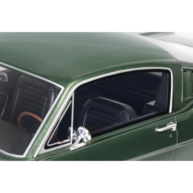 Ford Mustang Fastback Ivy Green Poly M1879 1965