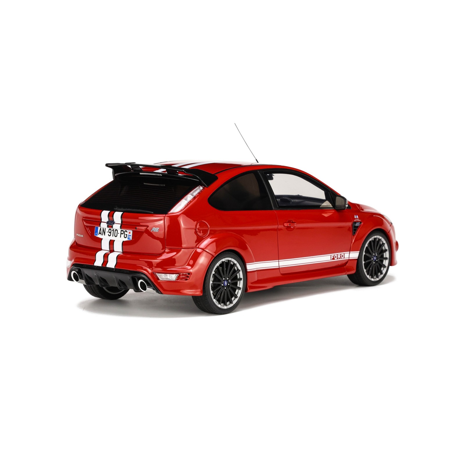 Ford Focus Mk2 RS Le Mans Red 2010