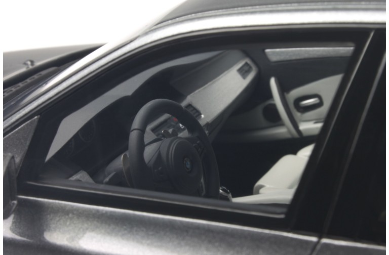 BMW E61 M5 Space Grey Metallic 2007