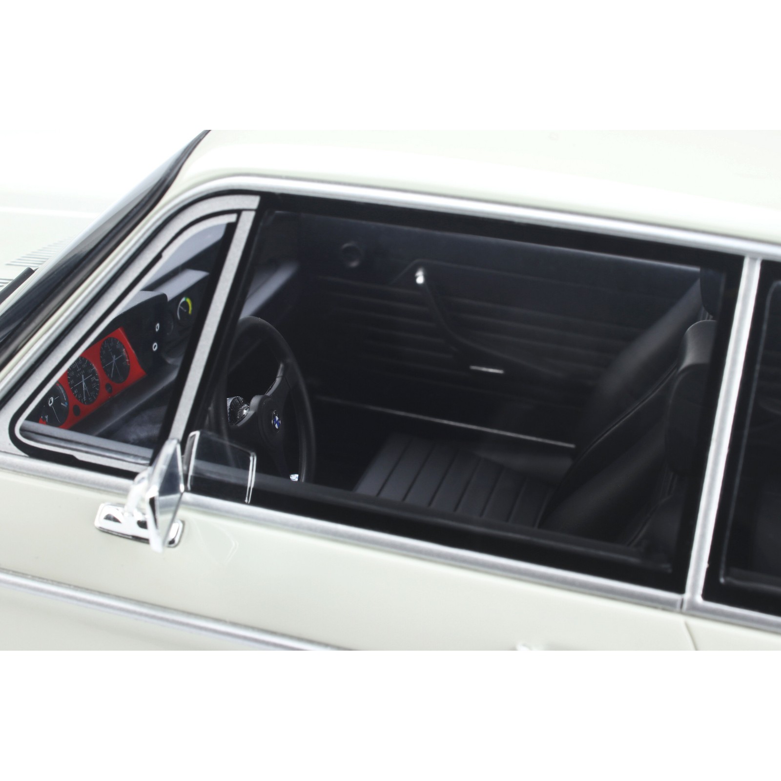 BMW 2002 Turbo Chamonix White 1974