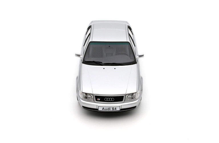 Audi S4 (C4) 4.2 V8 Crystal Silver C6 1993