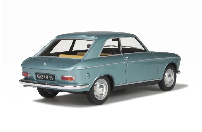 Peugeot 204 Coupé Bleu Clair Métal 1966