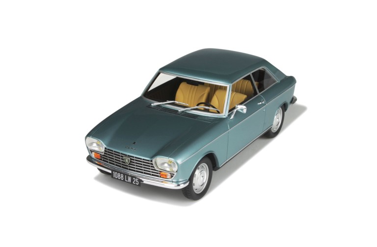Peugeot 204 Coupé Bleu Clair Métal 1966