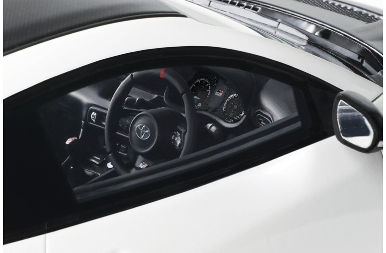 GRMN Yaris Rally Package Platinium White Pearl 2022