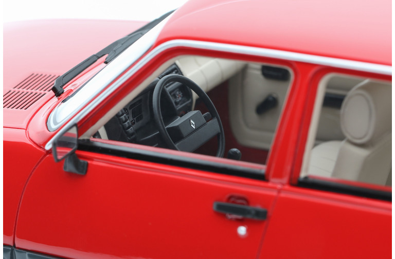 Renault 5 GTL (5 doors) Rouge 705 1984