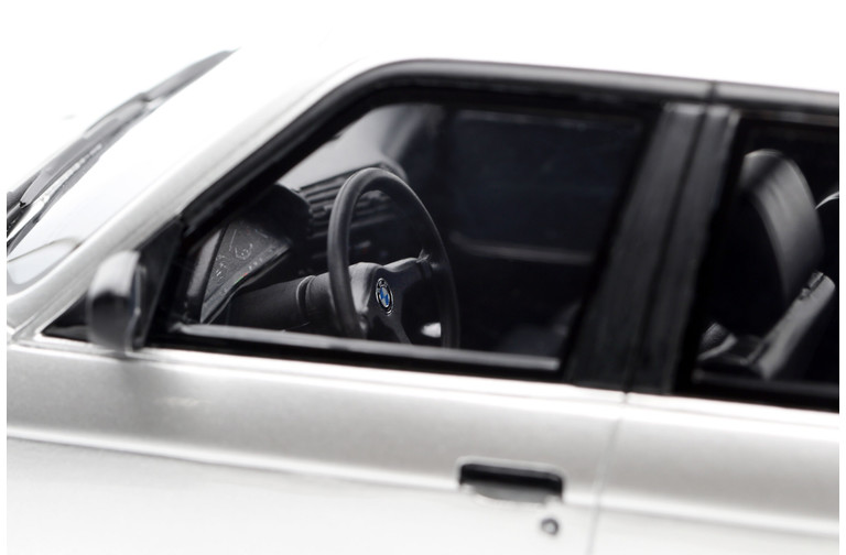 BMW E30 325I Sedan Sterling Silver Metallic 1988