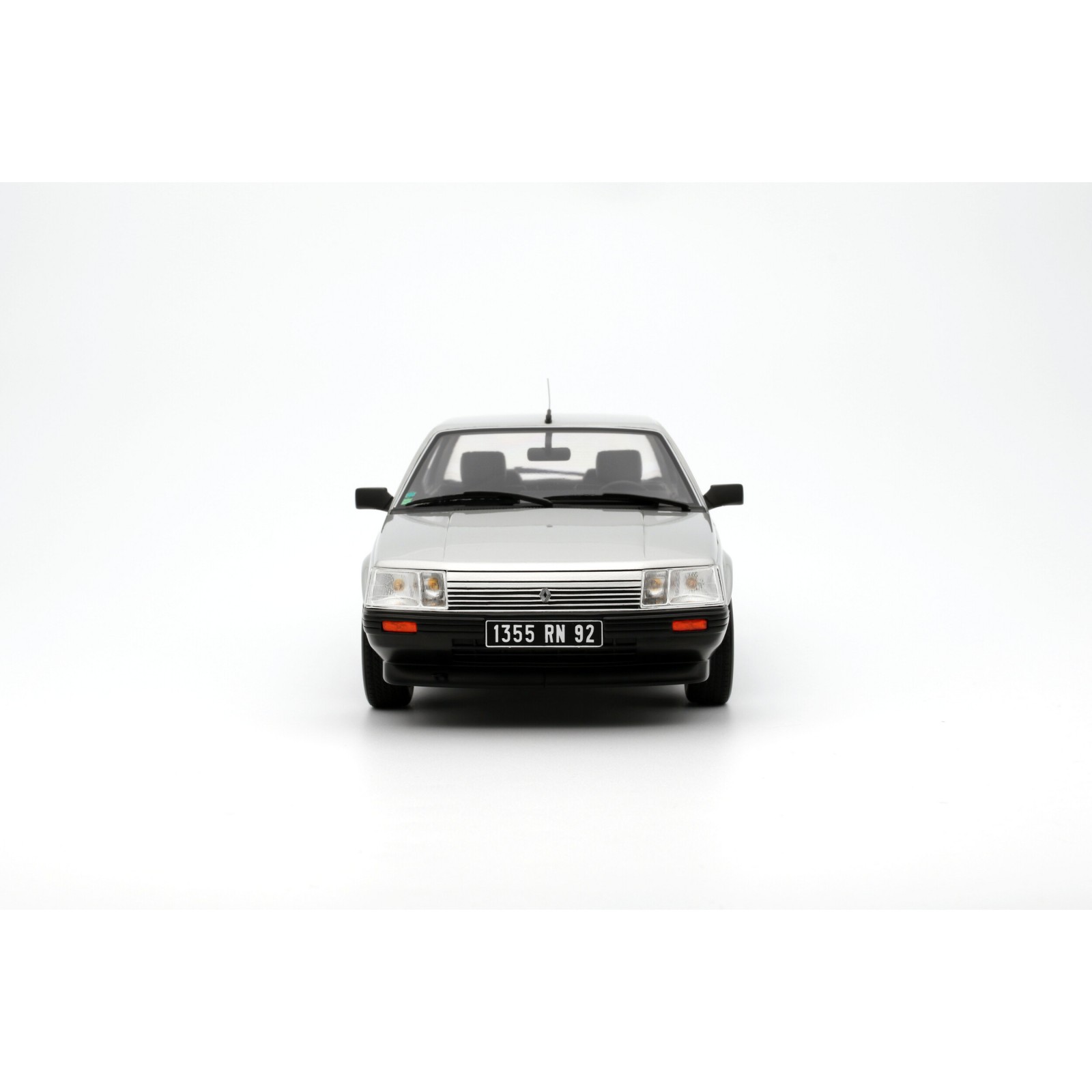 Renault 25 Phase 1 V6 Injection Argent 620 1985