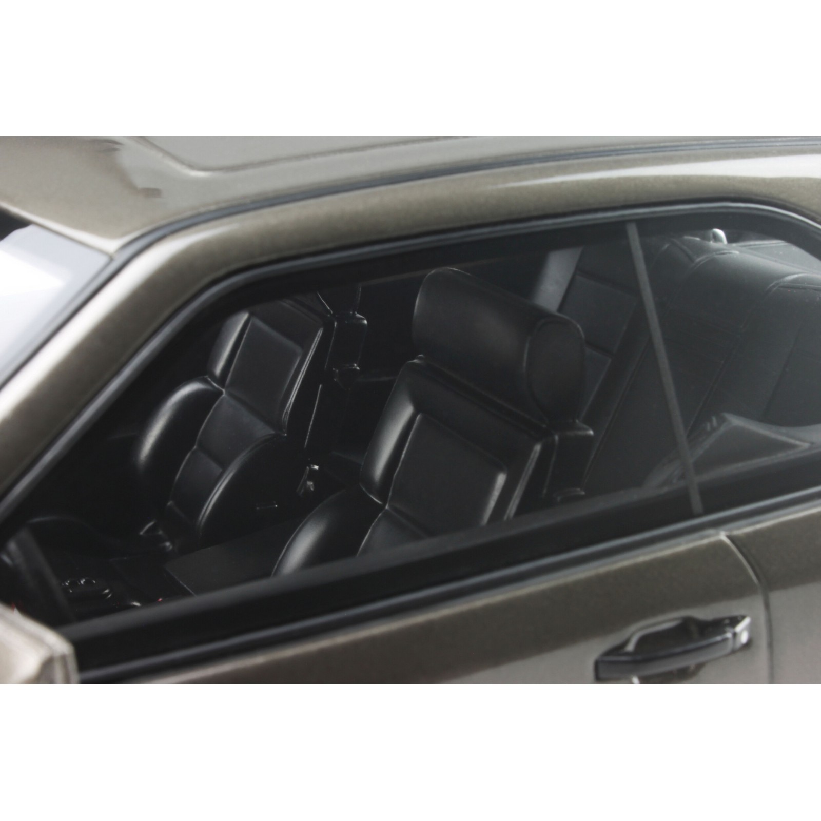 Mercedes-Benz C124 300E 6.0L The Hammer Grey Metallic 1986