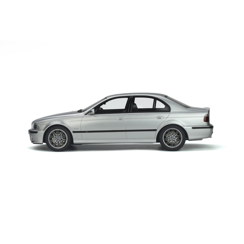 BMW E39 M5 Titanium Silver 2002