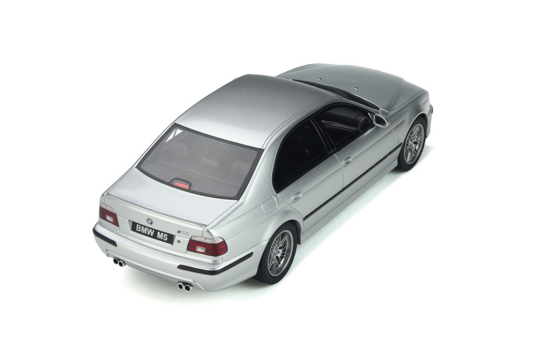 BMW E39 M5 Titanium Silver 2002