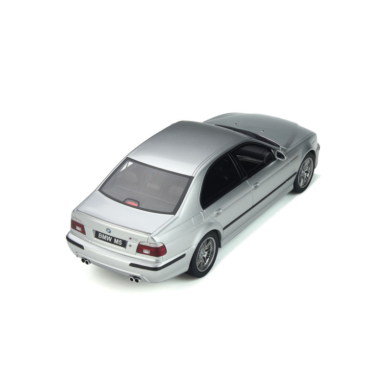 BMW E39 M5 Titanium Silver 2002