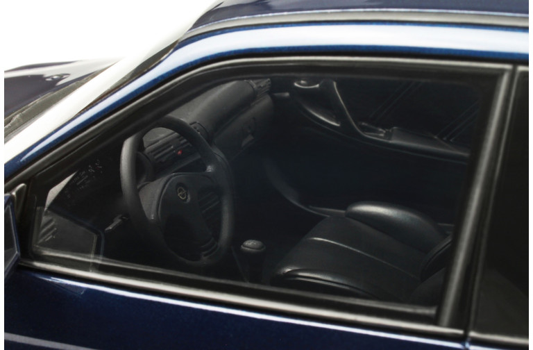 Opel Astra GSi 16V Spectral Blue Mica 1992