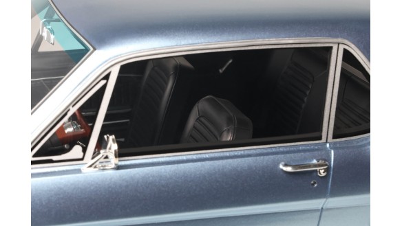 Ford Mustang V8 Hardtop Silver Blue Pony 1965
