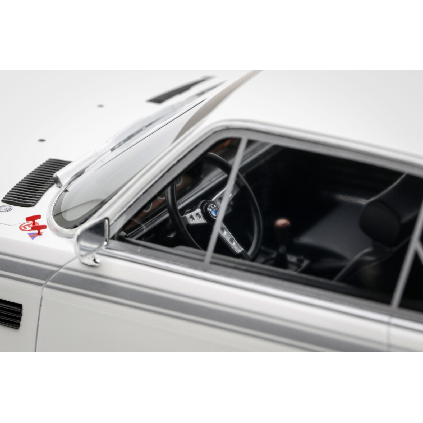 BMW 3,0 CSL Chamonix White 1972