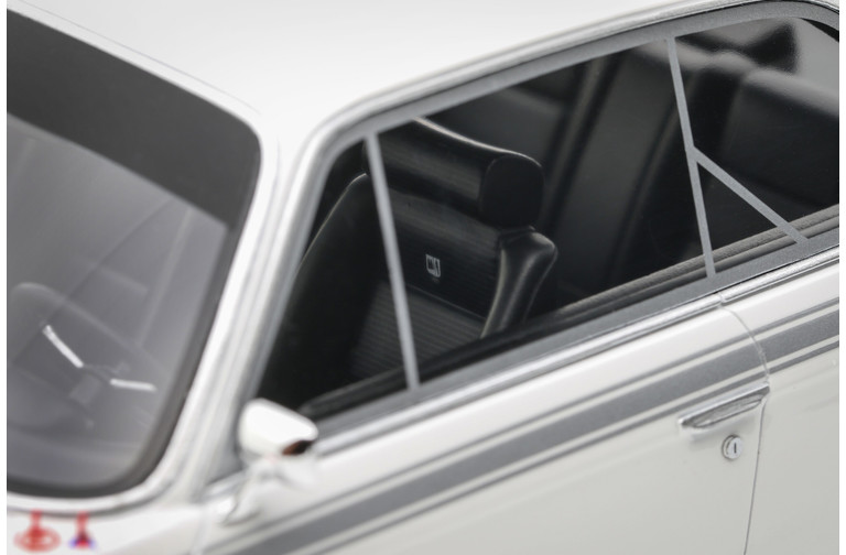 BMW 3,0 CSL Chamonix White 1972