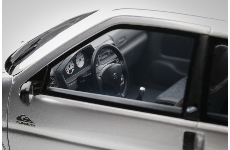 Peugeot 106 Quiksilver Gris Quartz 2000