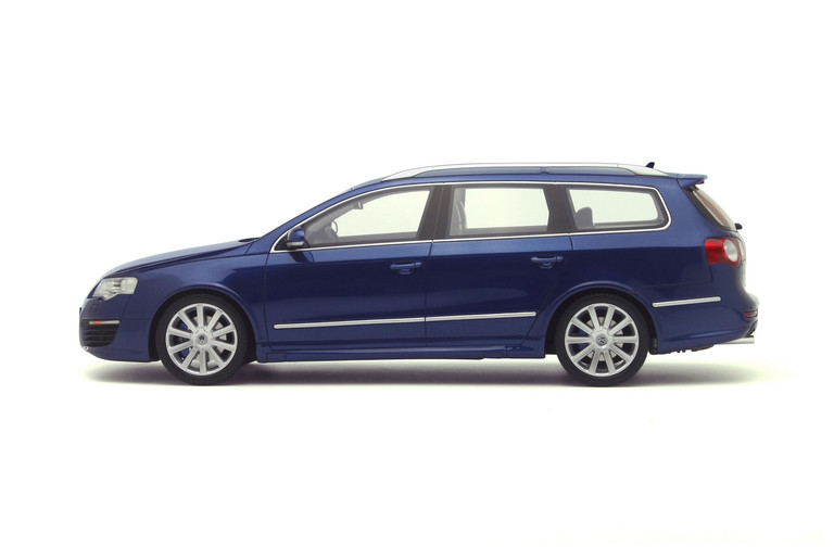 Volkswagen Passat (B6) R36 Variant Biscay Blue 2017