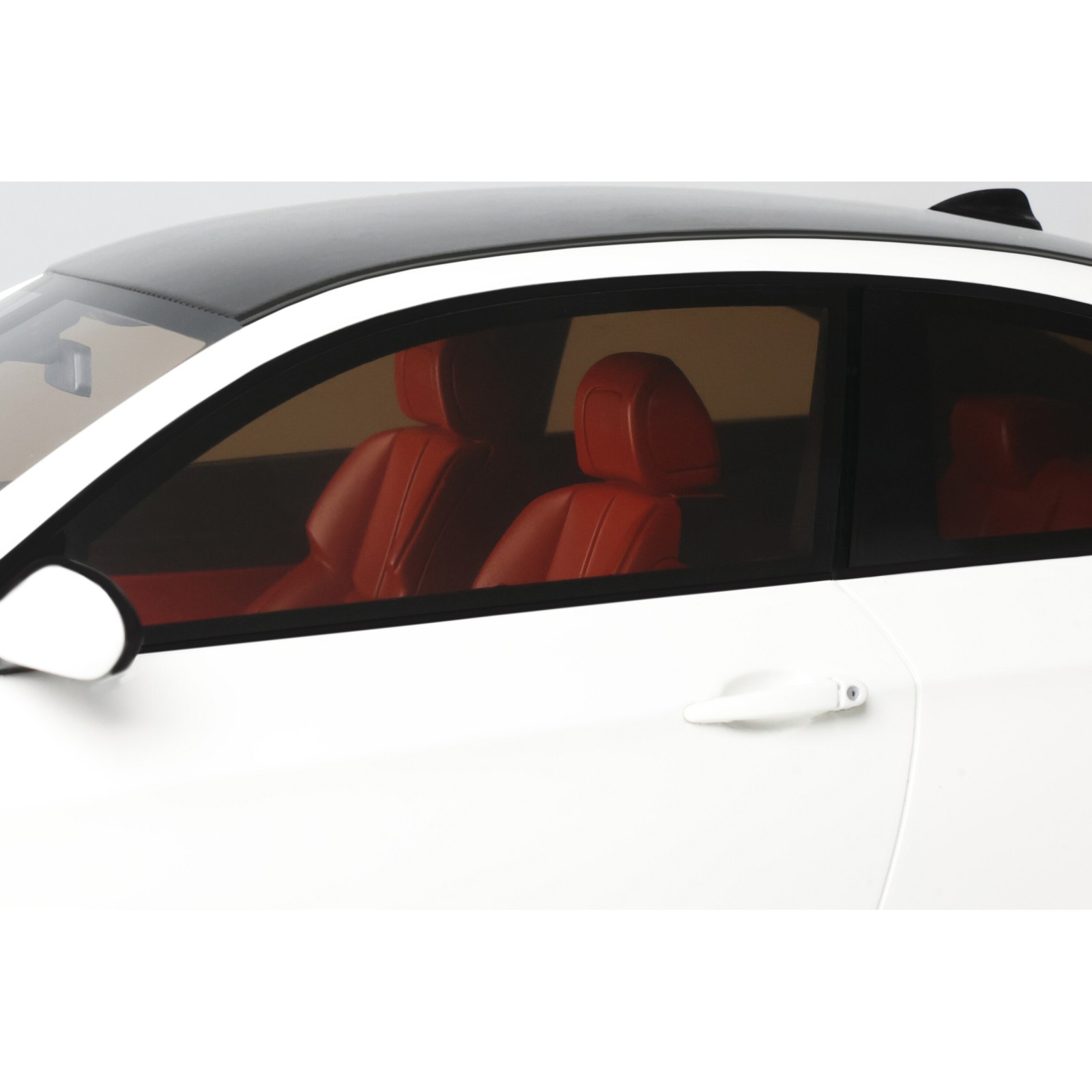 BMW E92 M3 Alpine White III 2007