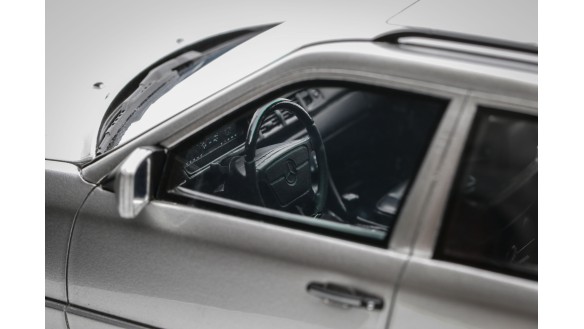 Mercedes-Benz AMG 70TE Brilliant Silver 1996