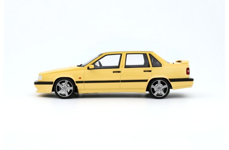 Volvo 850 T-5R Cream Yellow 1996