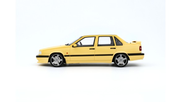 Volvo 850 T-5R Cream Yellow 1996