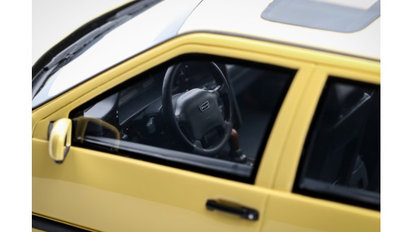 Volvo 850 T-5R Cream Yellow 1996