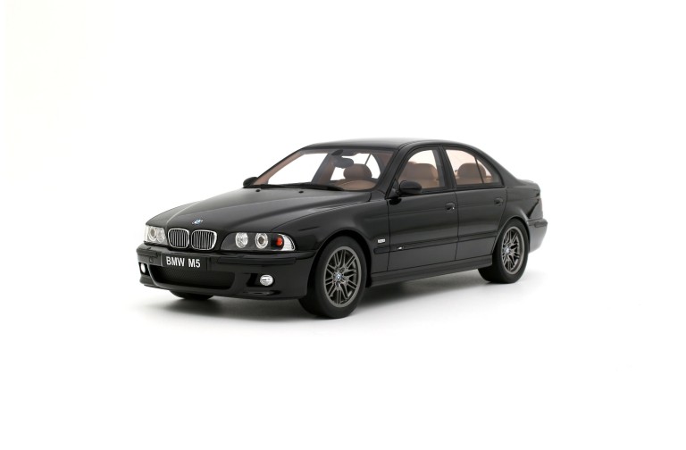 BMW E39 M5 Black Saphire Metallic 475 2000