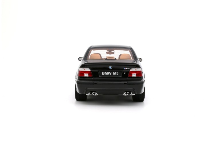 BMW E39 M5 Black Saphire Metallic 475 2000