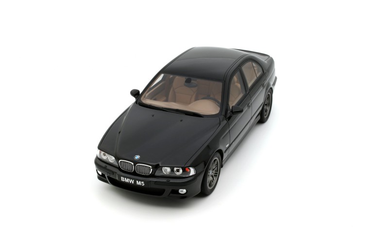 BMW E39 M5 Black Saphire Metallic 475 2000