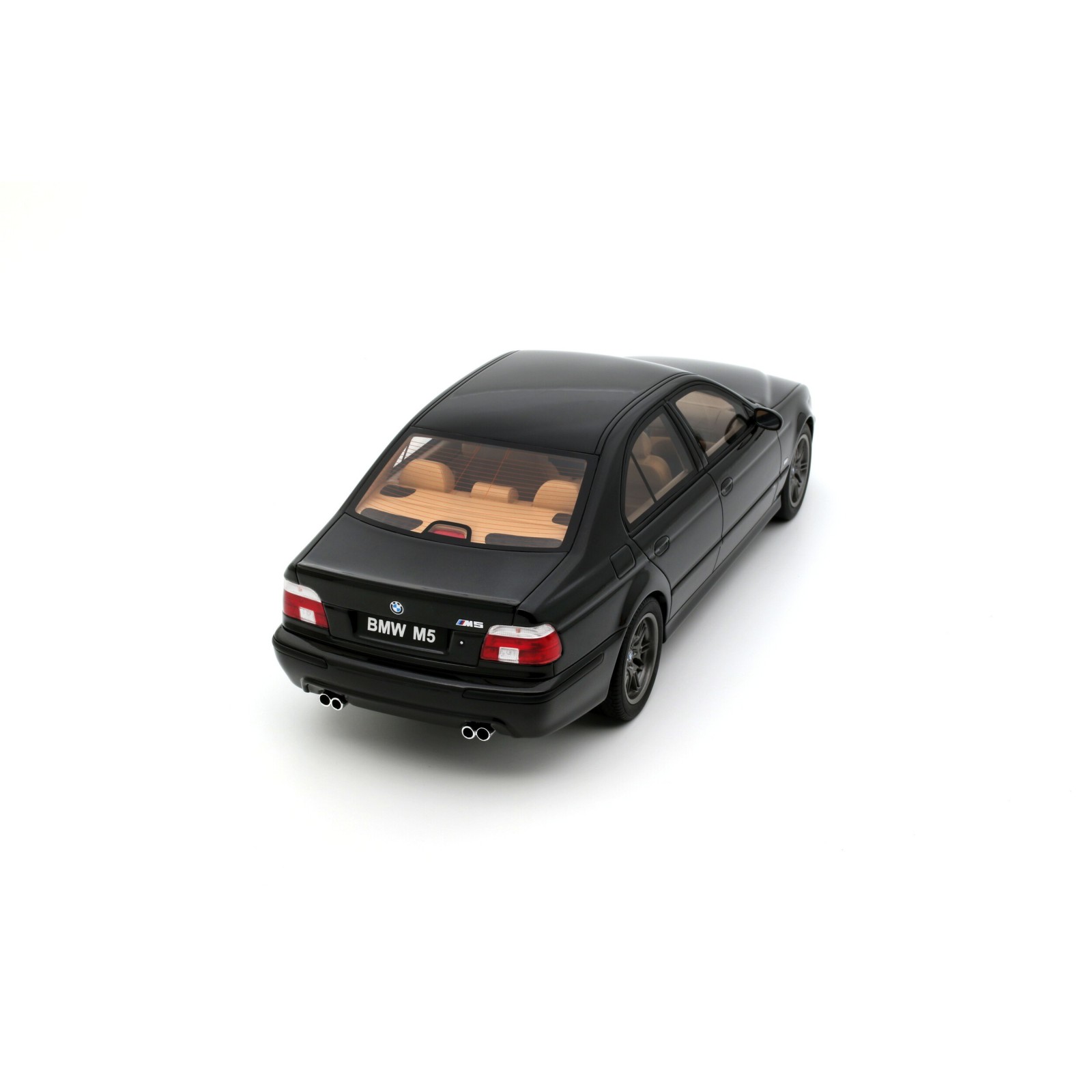 BMW E39 M5 Black Saphire Metallic 475 2000