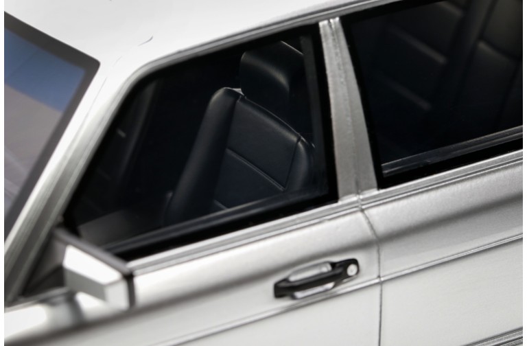 Mercedes-Benz 560 (W126) 6.0 SEL AMG Brilliant Silver 1989