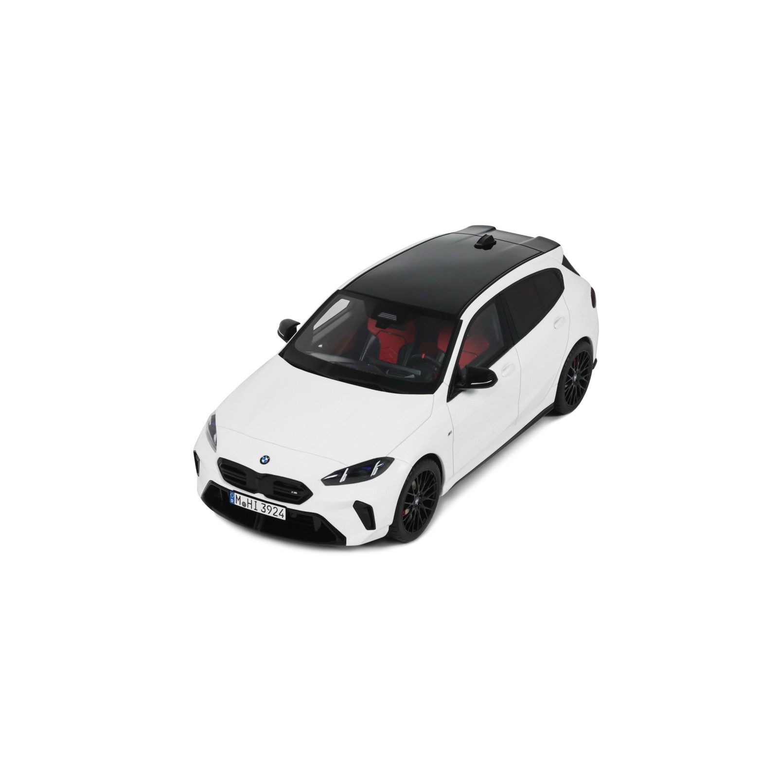BMW M135 xDrive Alpine White solid 2024