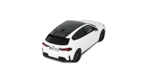 BMW M135 xDrive Alpine White solid 2024