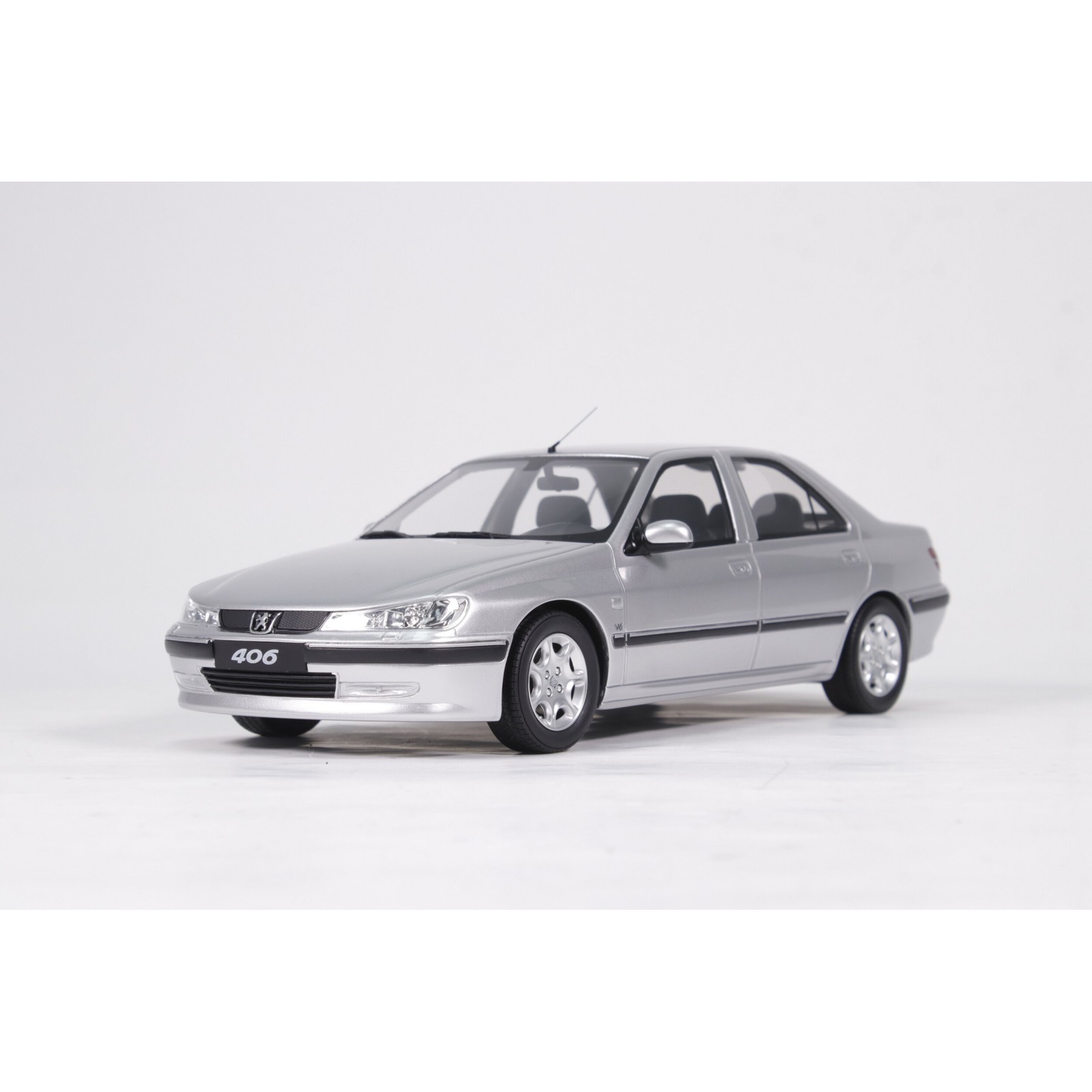 Peugeot 406 3.0 V6 24V Gris Quartz Metallic 2000