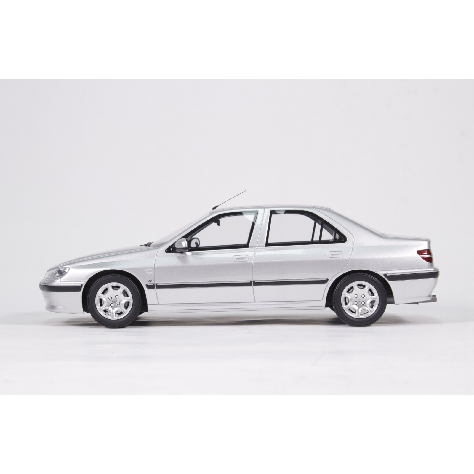 Peugeot 406 3.0 V6 24V Gris Quartz Metallic 2000