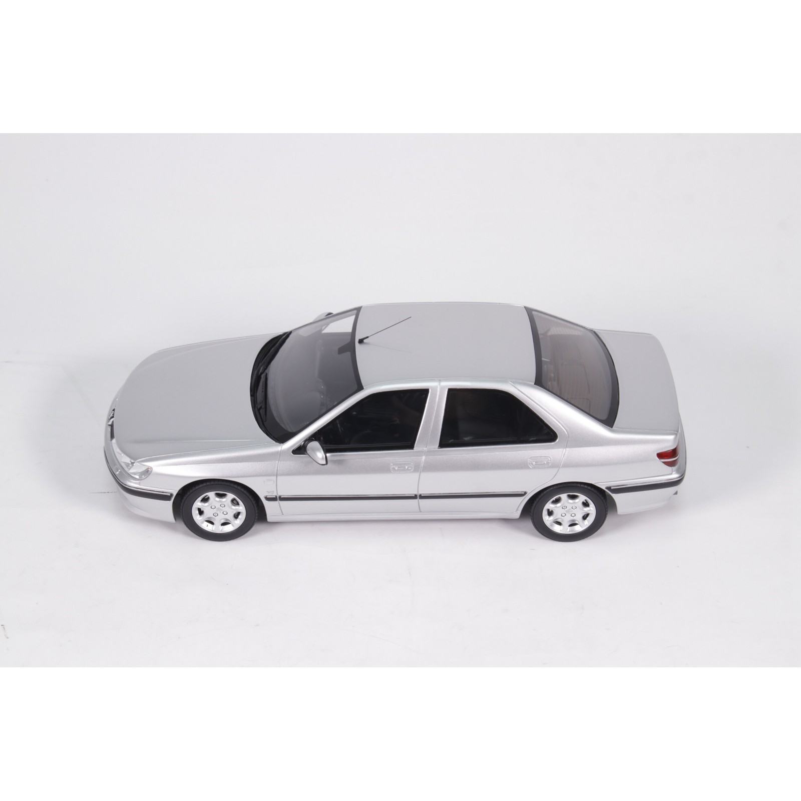 Peugeot 406 3.0 V6 24V Gris Quartz Metallic 2000