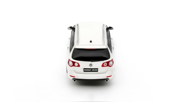 Volkswagen Passat (B6) R36 Variant Candy White 2008