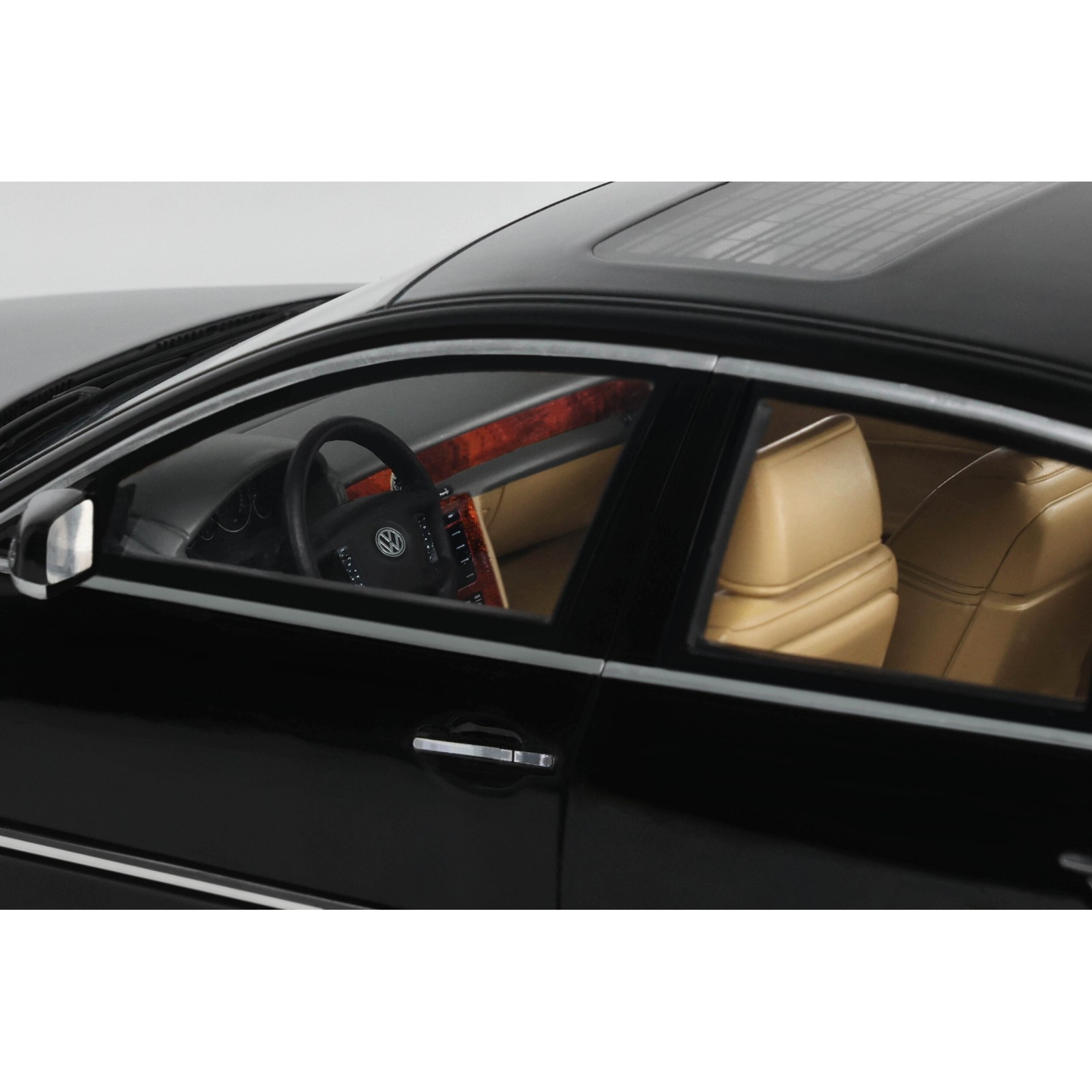 Volkswagen Phaeton 6.0 W12 Black L041 2005