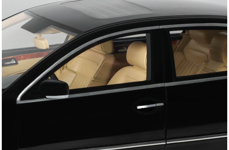 Volkswagen Phaeton 6.0 W12 Black L041 2005